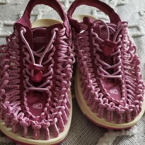 Keen Uneek Sandals, Pink, Size 10, Never Worn